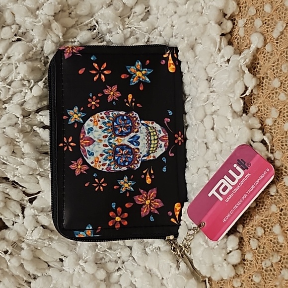 Tawi Skull Wallet - Picture 5 of 14